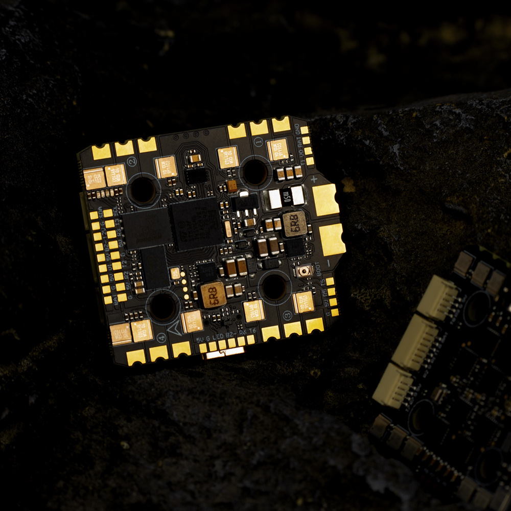 Axisflying Cool F745 45A 32bit FPV AIO Flight Controller - Image 5