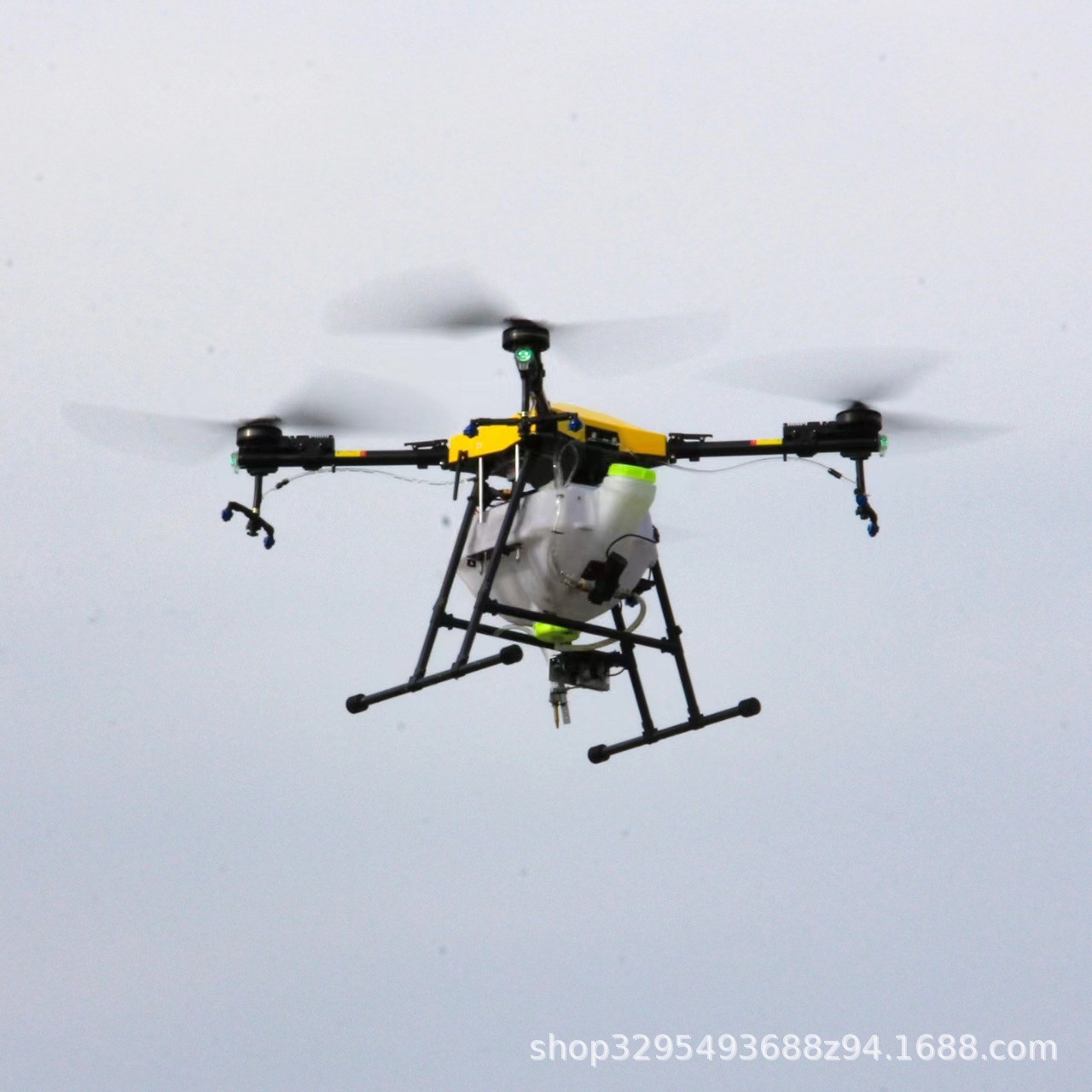 4-Achsen-Drohne zur Pestizidausbringung, 30 Liter Kapazität – UAV H60-4 - Image 4