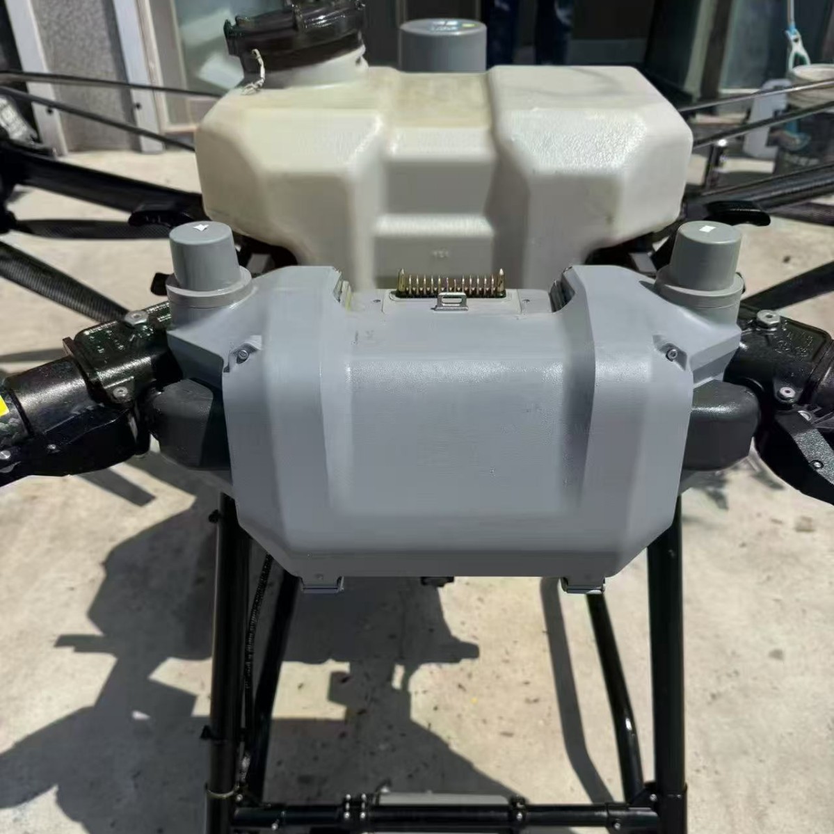 Дрон DJI T50 для сільського господарства – вживаний дрон для обприскування полів RTF з функцією FPV - Image 4