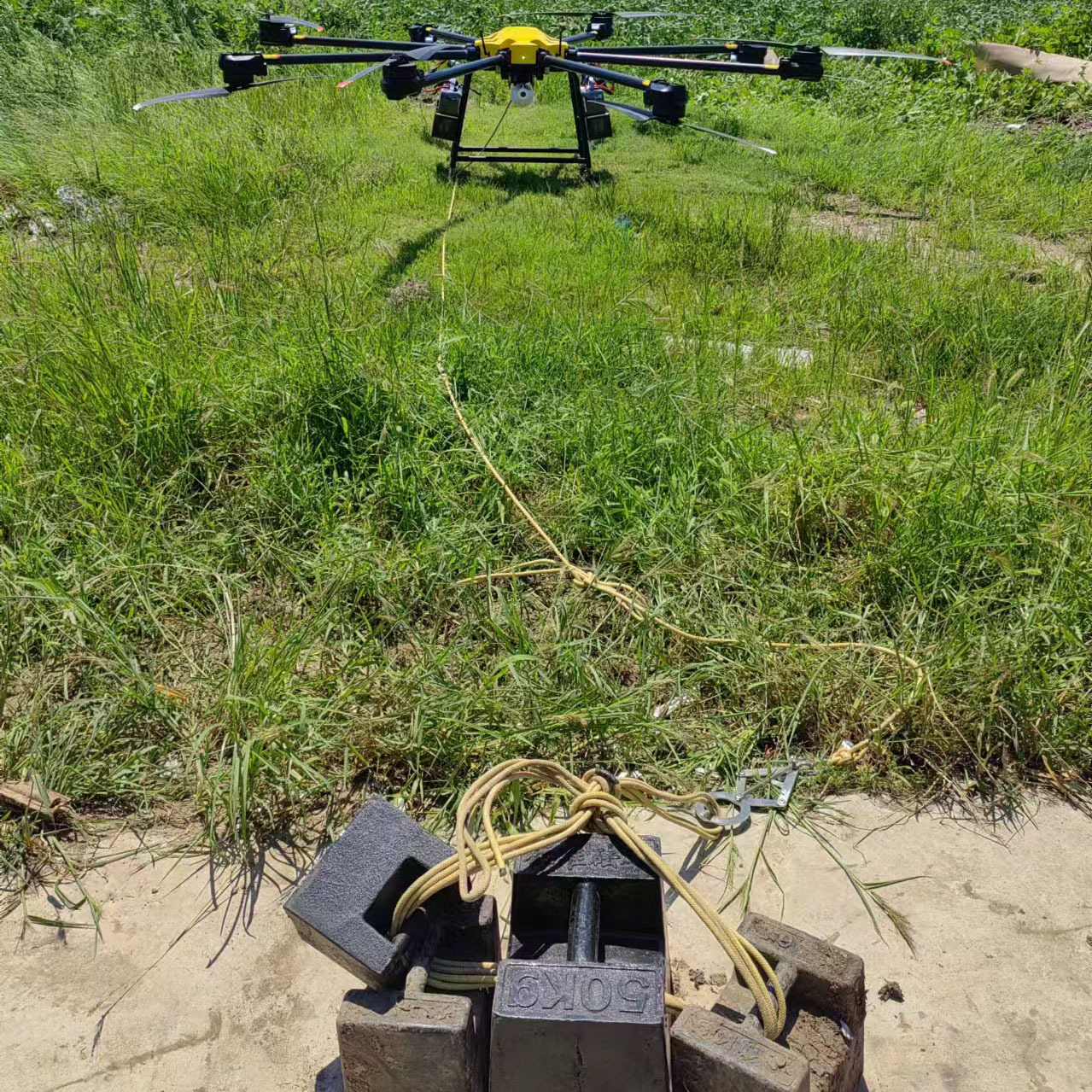 H200 200kg Take Off Weight 100kg Payload 8 Axis Transport Drone - Image 2